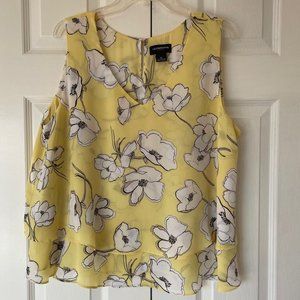 Liz Claiborne Career 2 layer chiffon top yellow with large white flowers size XL